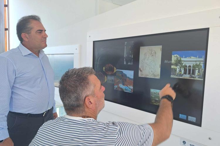 Σε λειτουργία το info kiosk του Δήμου Καλαμάτας στην προκυμαία του Λιμανιού 